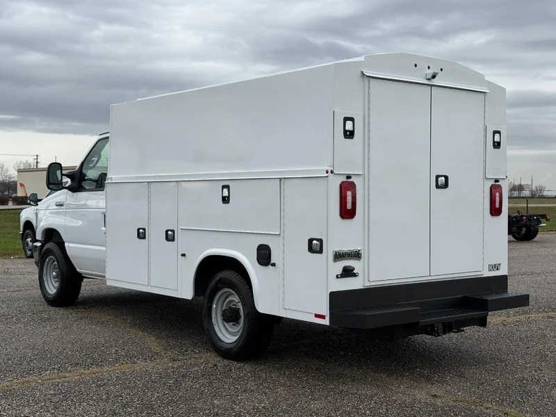 New 2026 Oxford White Ford SRW KUV image 3