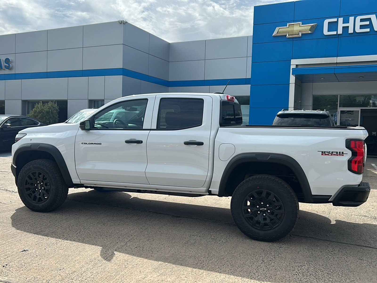 2026 Chevrolet Colorado Trail Boss - Photo 7