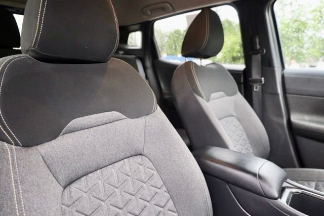Used 2025 Gray Nissan SV image 37