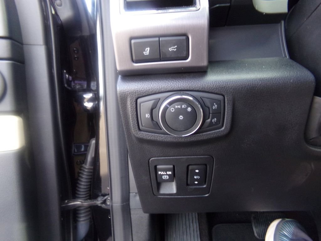 Used 2021 Black Metallic Ford Platinum image 12