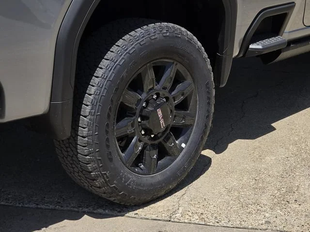 2026 GMC Sierra 2500HD AT4 - Photo 11