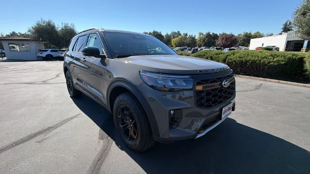 New 2026 Marsh Gray Ford Tremor® image 2