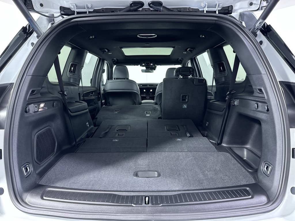New 2026 Bright White Clearcoat Jeep Limited image 9