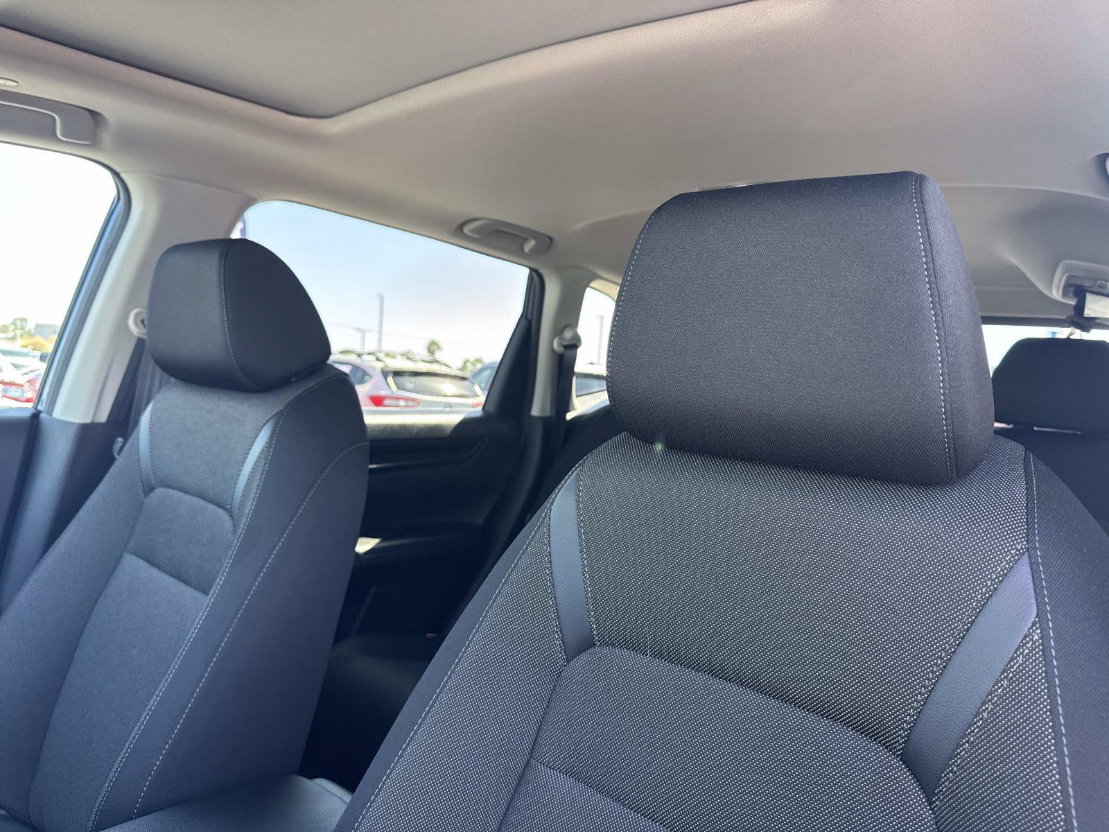 2025 Honda CR-V EX - Photo 24