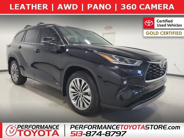 2026 Toyota Highlander Hybrid Platinum