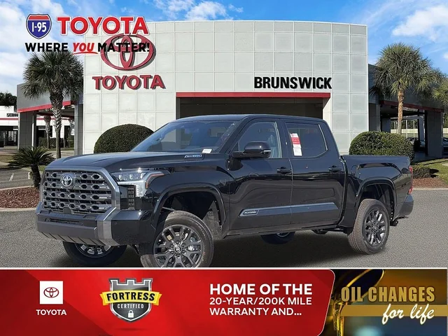 2026 Toyota Tundra 4WD Platinum Hybrid CrewMax 5.5' Bed