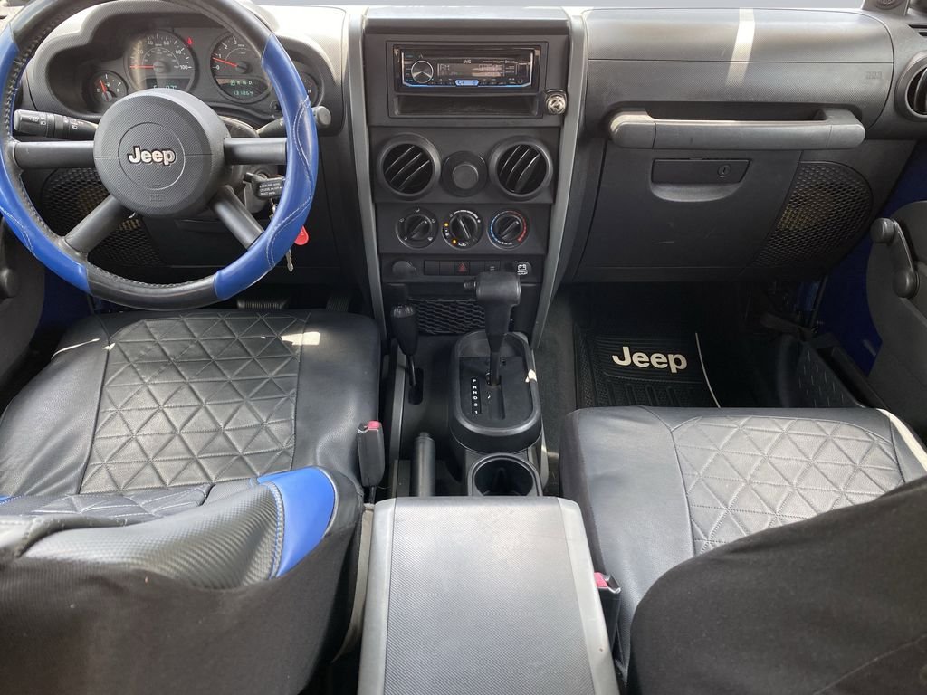 Used 2009 Deep Water Blue Pearlcoat Jeep X image 14