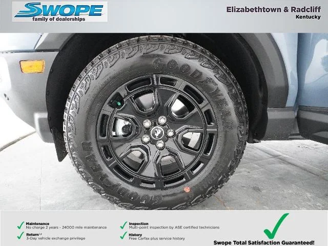 New 2025 Azure Gray Metallic Tri-Coat Ford Outer Banks® image 59