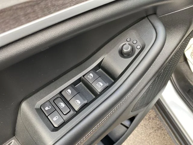 2025 Jeep Grand Cherokee L Limited - Photo 14