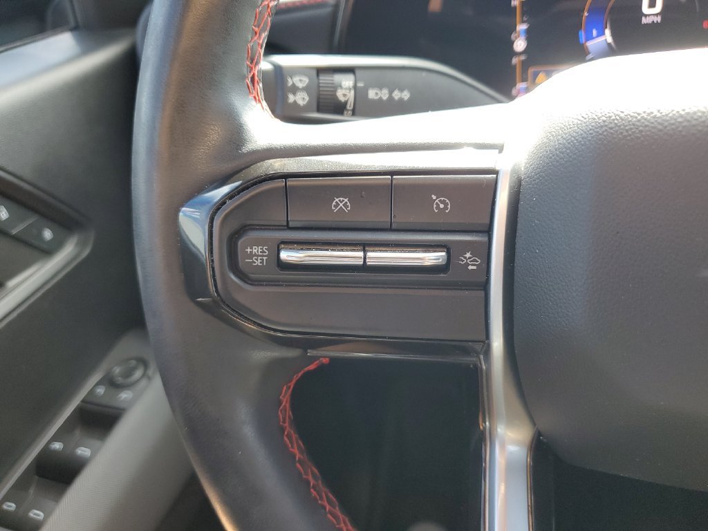 Used 2023 Black Chevrolet Z71 image 21