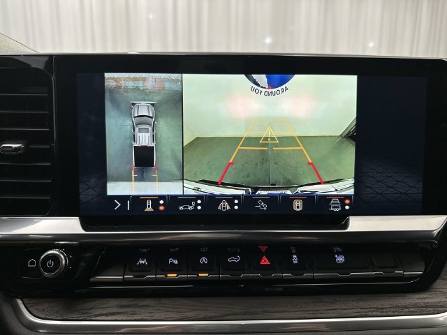 New 2026 Summit White GMC SLT image 25