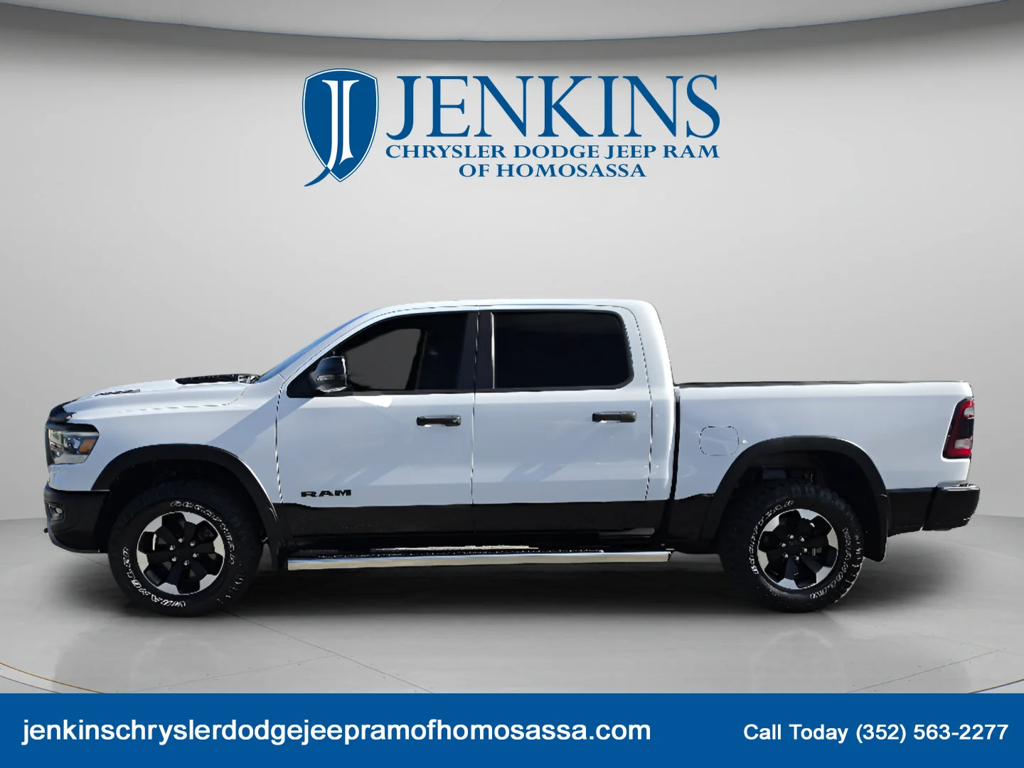 Used 2023 Bright White Clearcoat Ram Rebel image 9