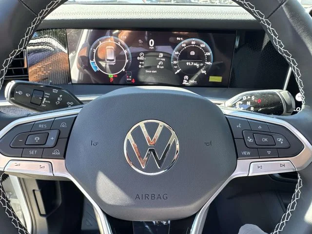 New 2026 White Volkswagen 2.0T S image 15
