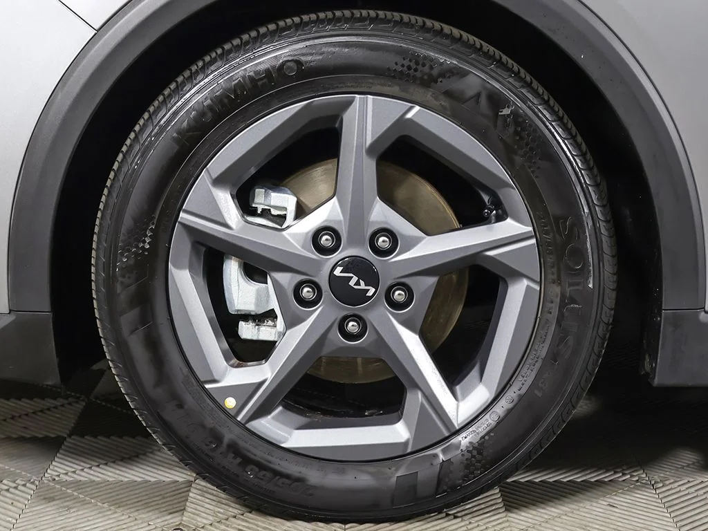 Used 2025 Gray Kia LXS image 20