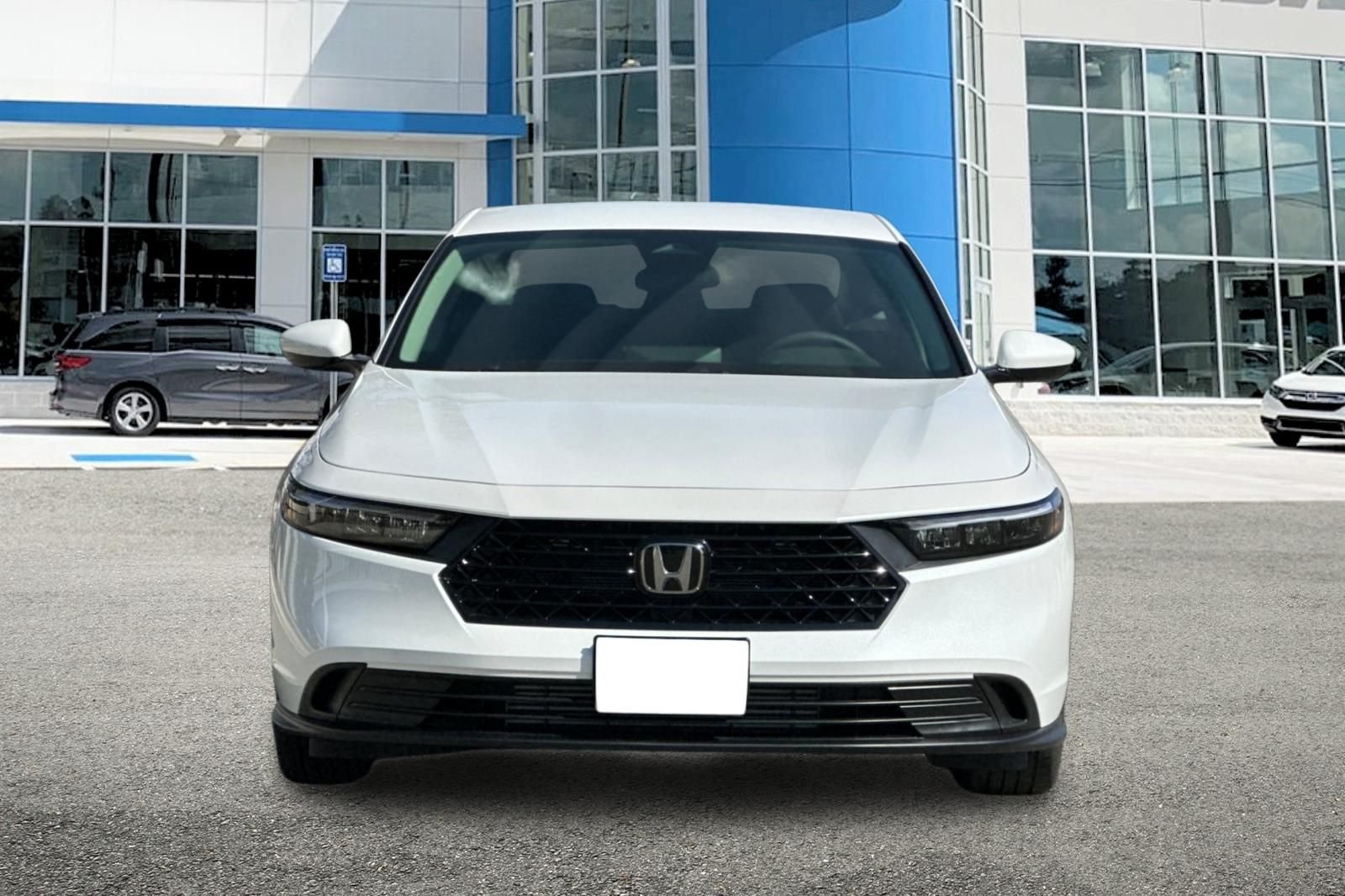 New 2026 Platinum White Pearl Honda LX image 9