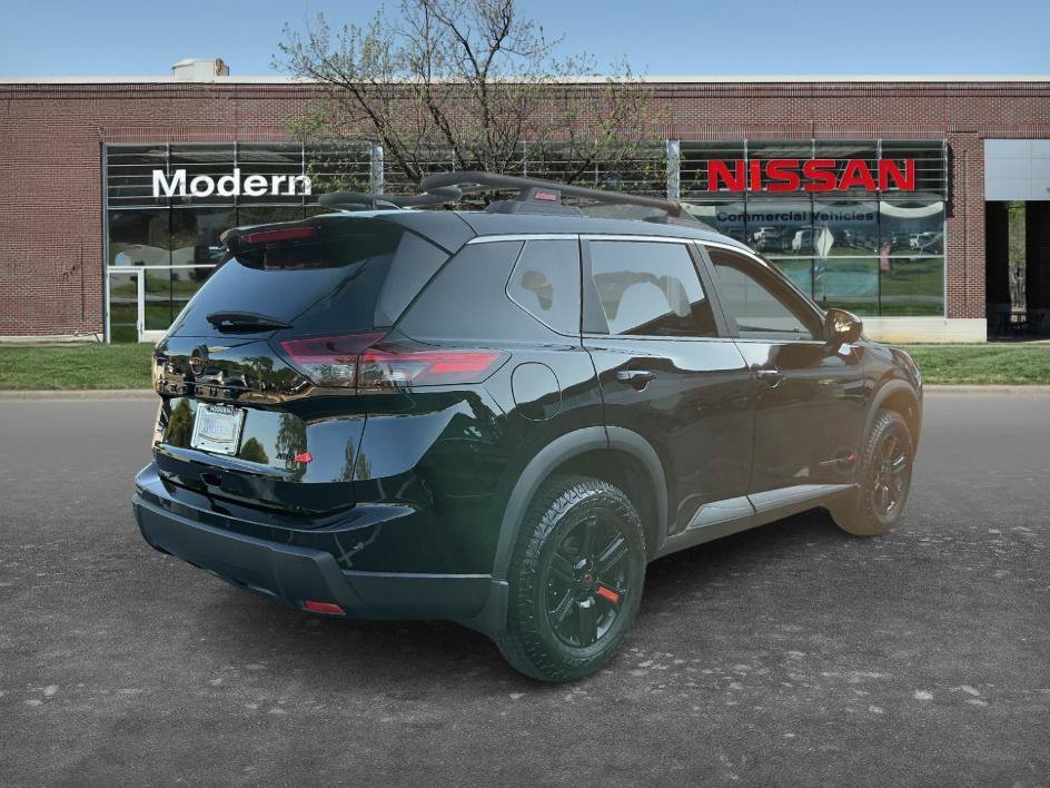 Certified Used 2025 Super Black Nissan Rock Creek image 4