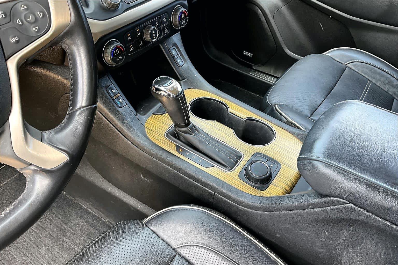 Used 2019 Iridium Metallic GMC Denali image 17
