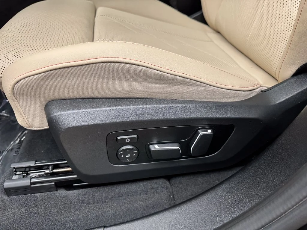 Used 2025 Gray BMW 30 xDrive image 11