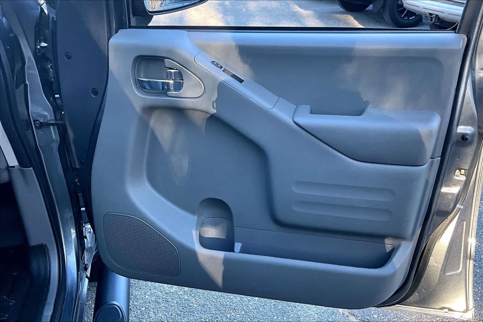 Used 2021 Gun Metallic Nissan SV image 21