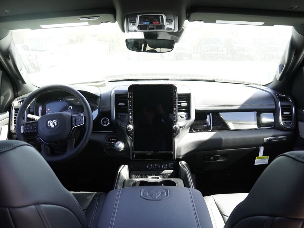 New 2026 Diamond Black Crystal Pearl-Coat Exterior Paint RAM Rebel image 24