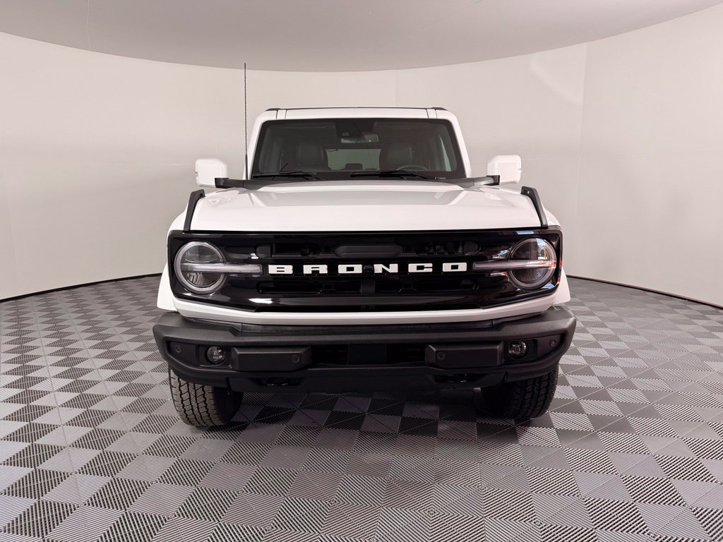 Used 2024 White Ford Outer Banks image 3