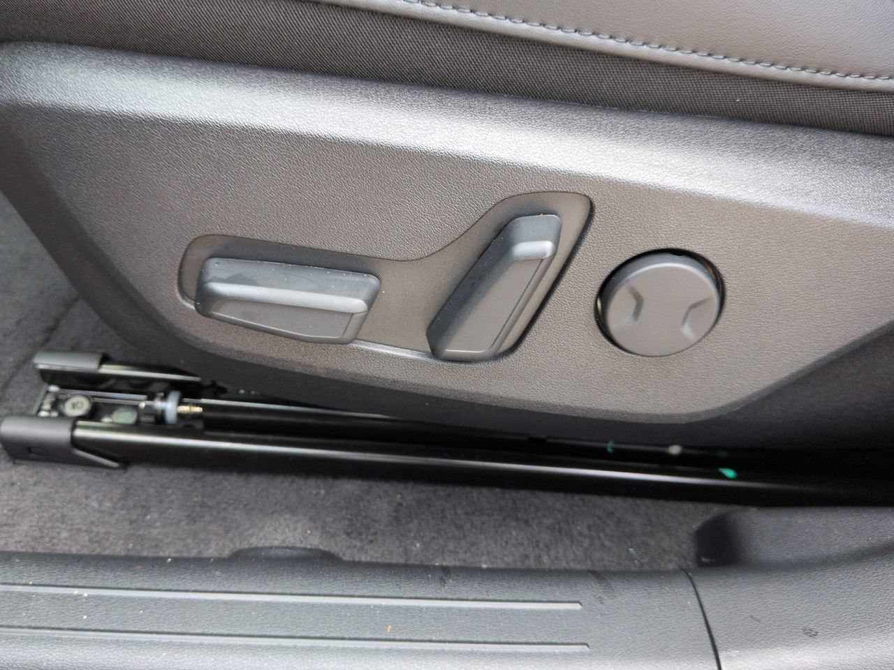 New 2026 Panthera Metal Kia LIGHT image 21