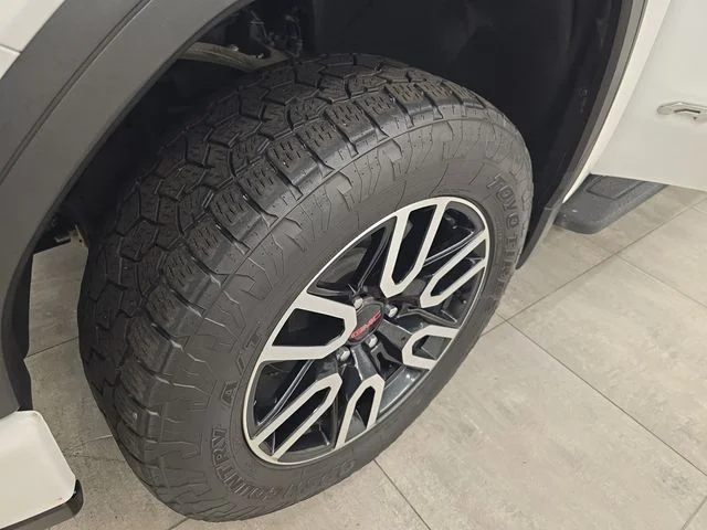 Used 2023 Summit White GMC AT4 image 38