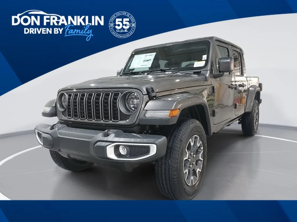 2026 Jeep Gladiator Sahara Auto's photo