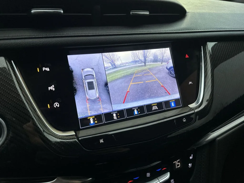 Used 2023 Silver Cadillac Sport image 17