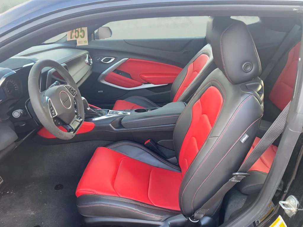 Used 2023 Black Chevrolet 2LT image 9