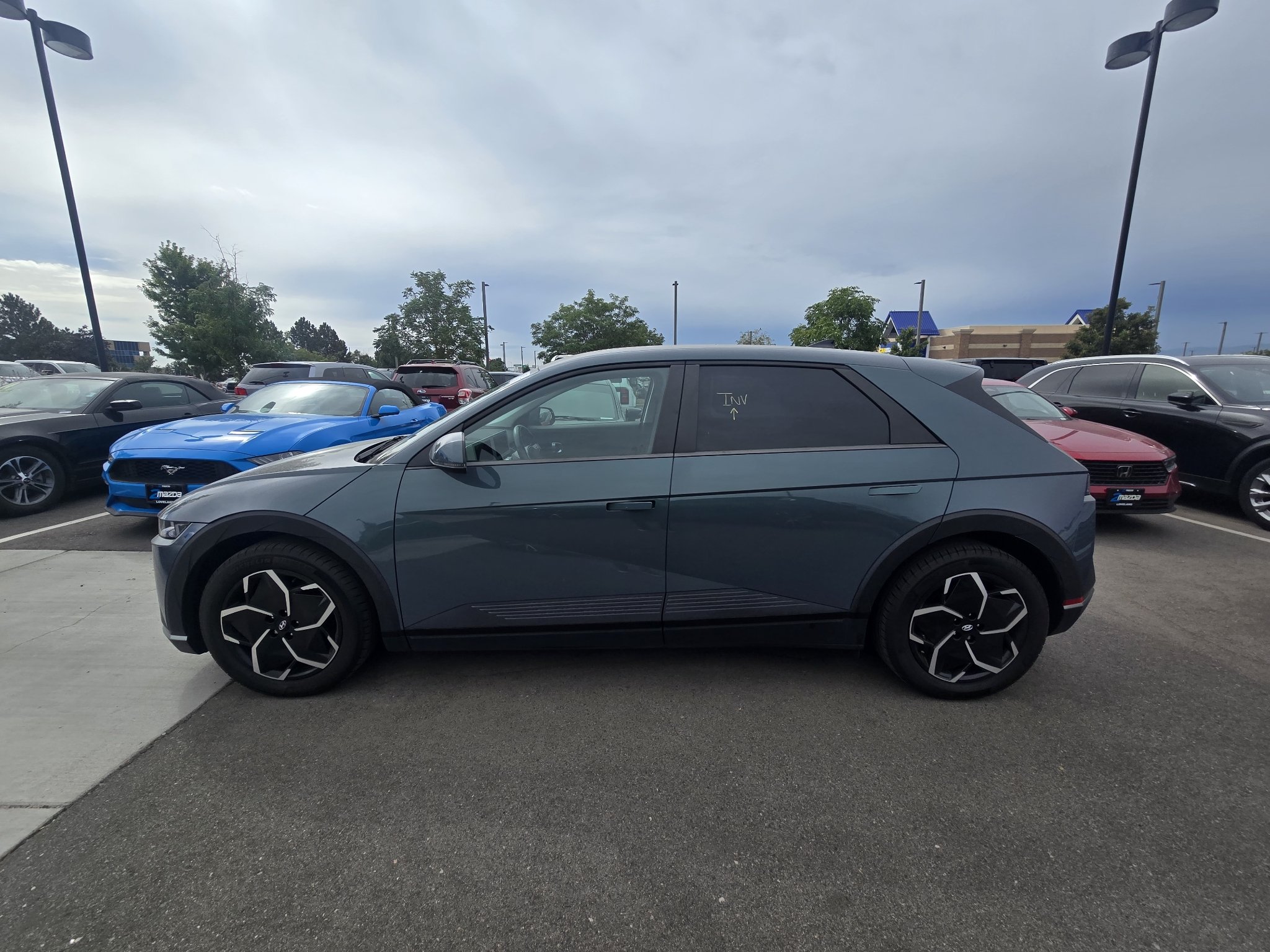 Used 2024 Digital Teal Hyundai SEL image 2
