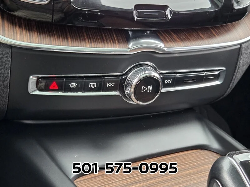 Used 2021 Crystal White VOLVO T5 AWD MOMENTUM image 28