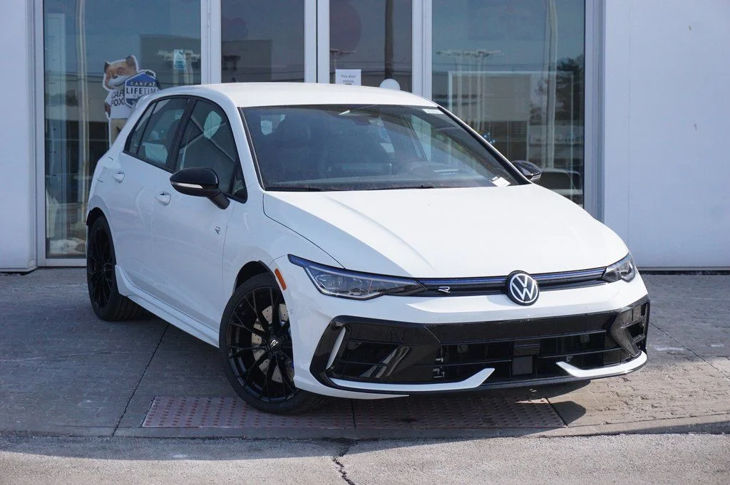 New 2026 White/off-white Volkswagen 2.0T image 2