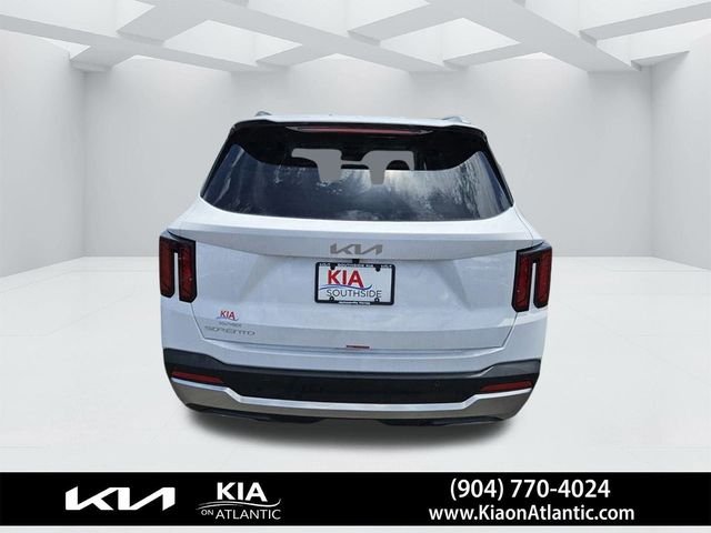 2025 Kia Sorento S - Photo 8