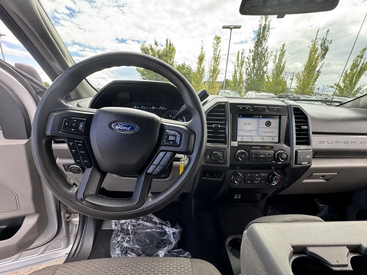 Used 2019 Ingot Silver Ford XLT image 11