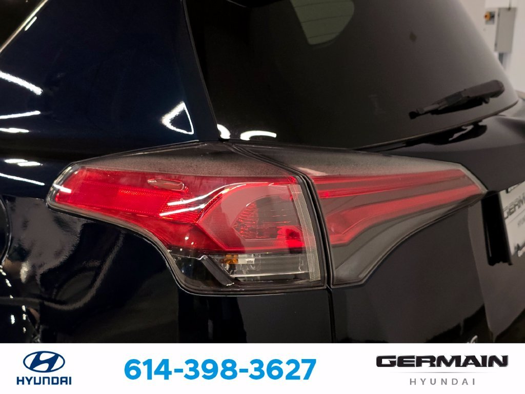 Used 2018 Blue Toyota XLE image 16