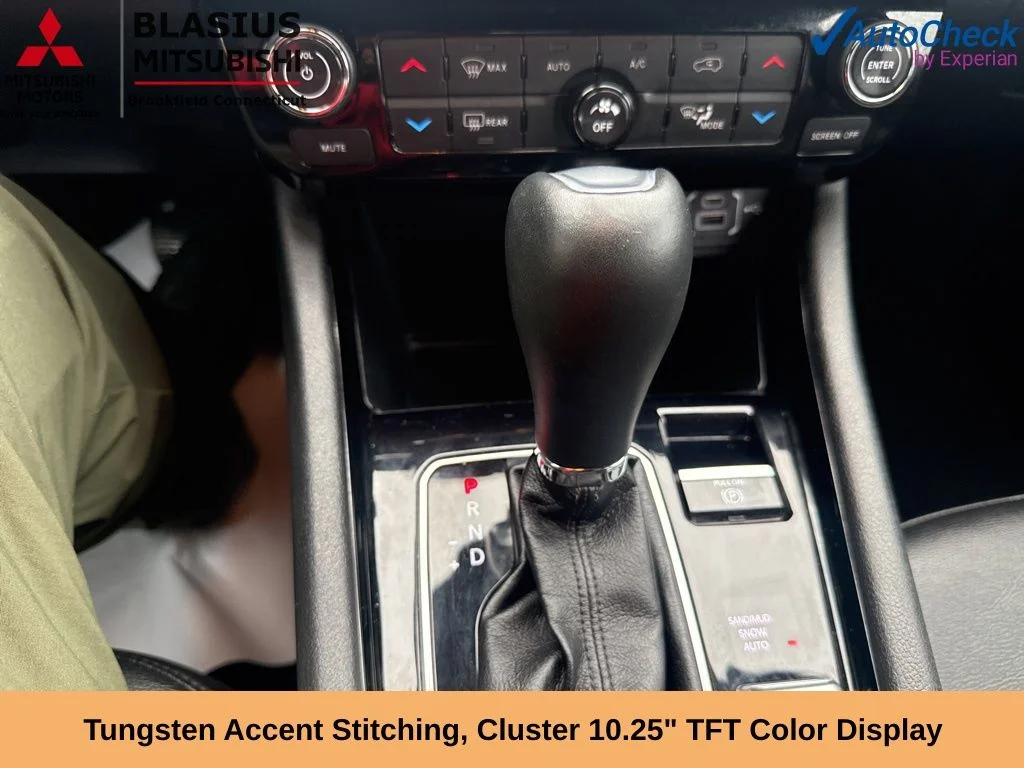 Used 2024 Black Jeep Limited image 24
