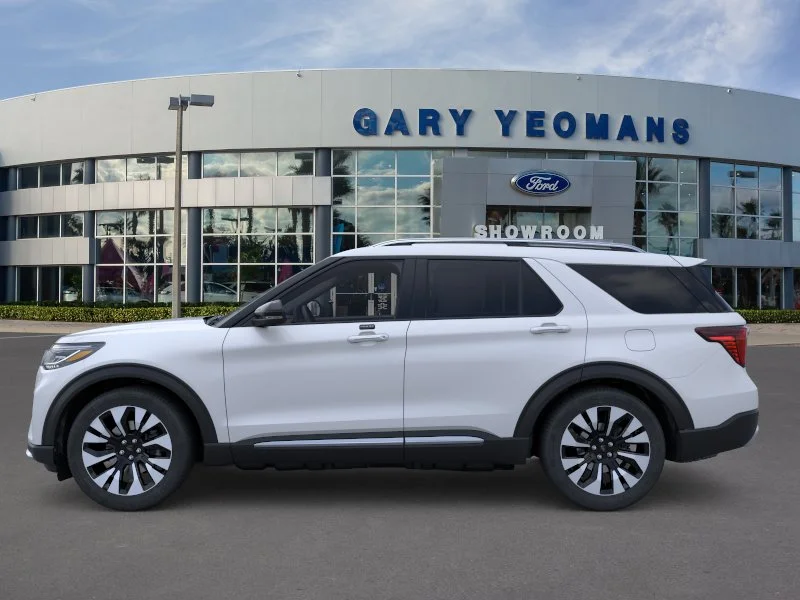 New 2026 Space White Metallic Ford Platinum™ image 3