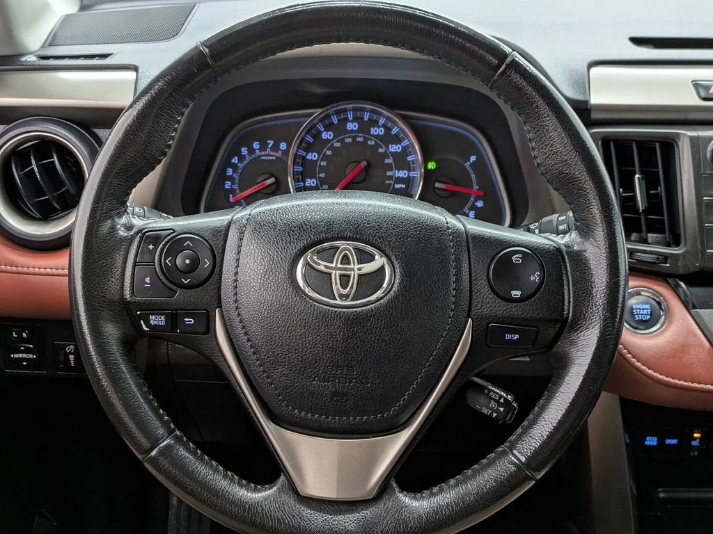Used 2013 Gray Toyota Limited image 33
