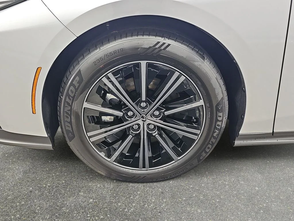New 2026 Iridium Lexus PREMIUM image 31