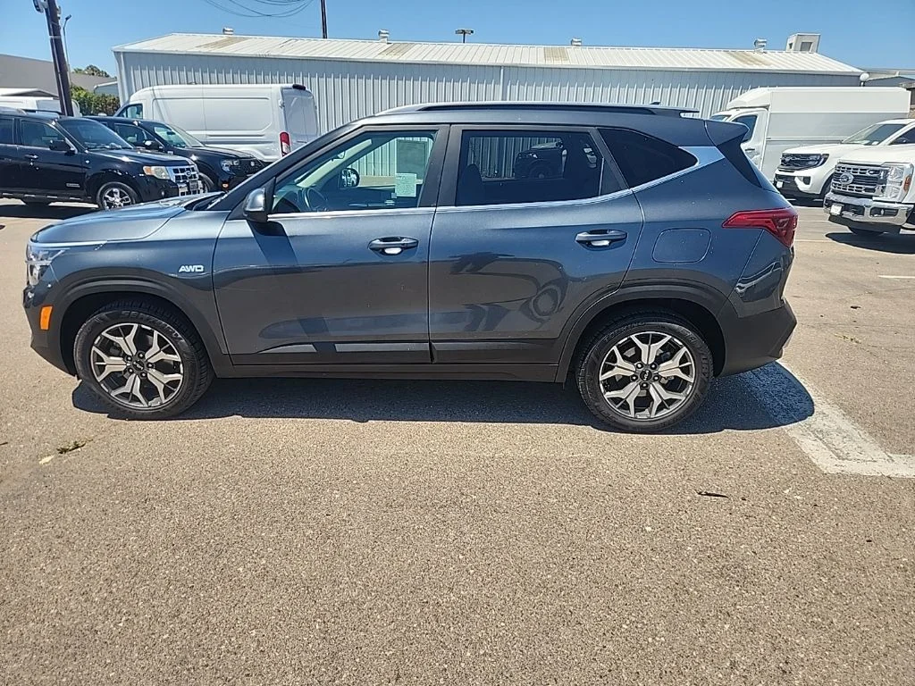 Certified Used 2023 Gray Kia EX image 10