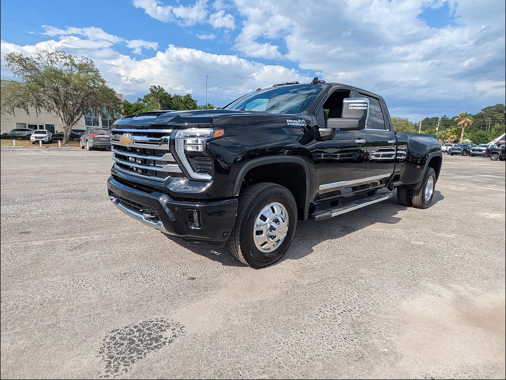 2026 Chevrolet Silverado 3500 HD High Country - Photo 8