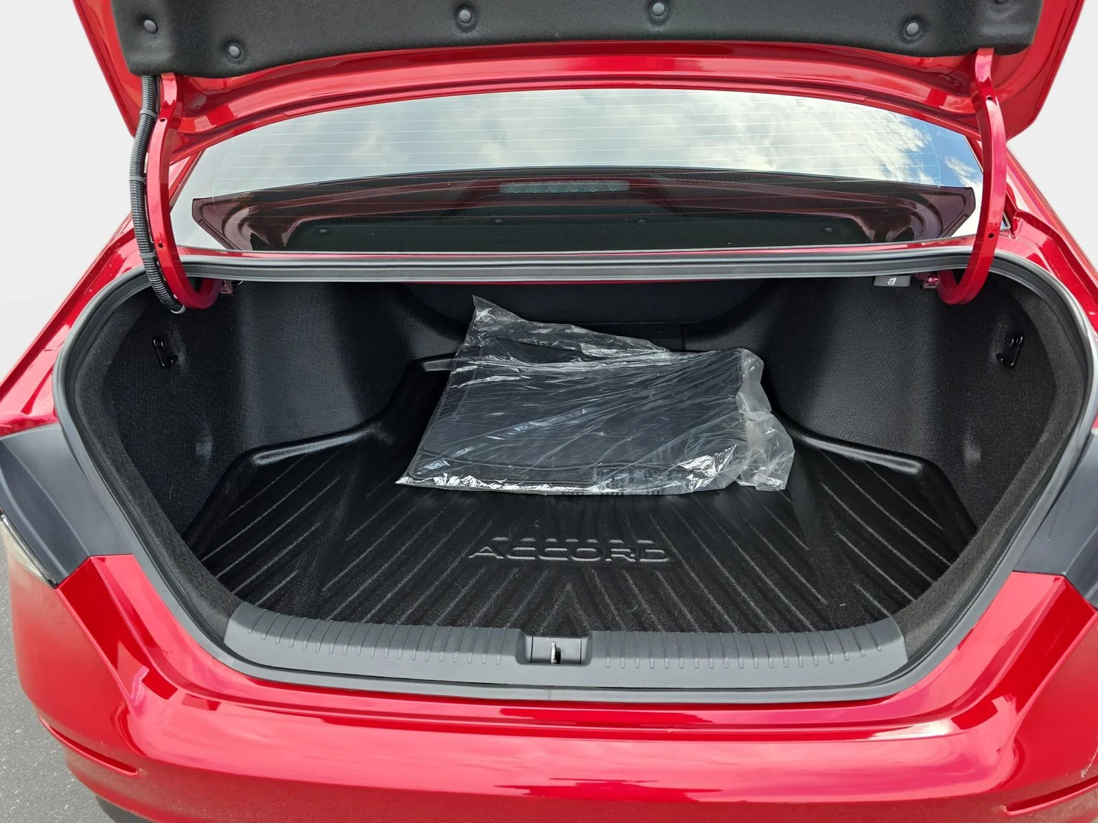 2024 Honda Accord LX - Photo 14