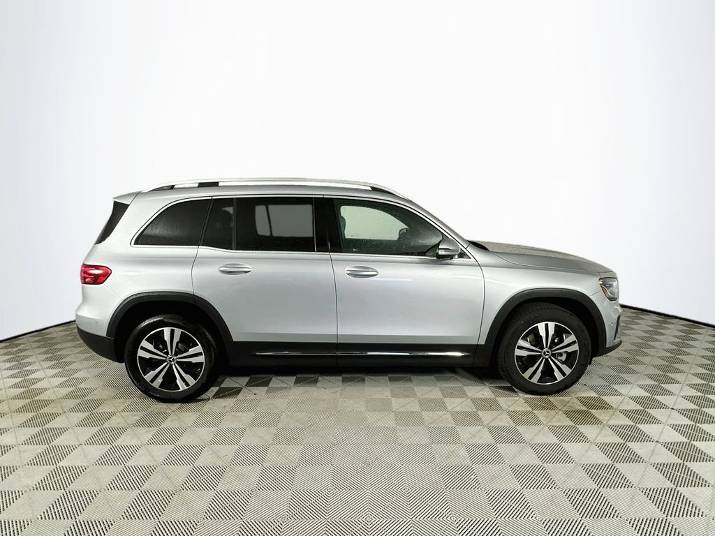 New 2026 Cirrus Silver Metallic Mercedes-Benz GLB 250 image 40