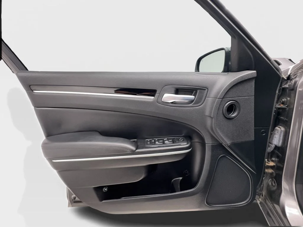 Used 2023 Gray Chrysler Touring image 23