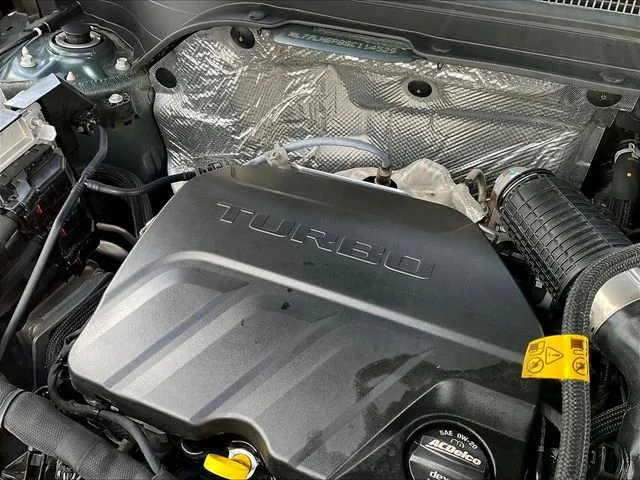 Used 2025 Gray Chevrolet LT image 31