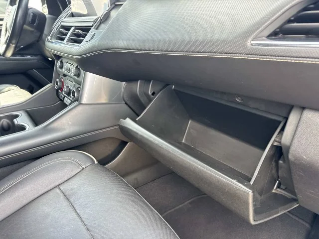 Used 2022 White Chevrolet Premier image 51
