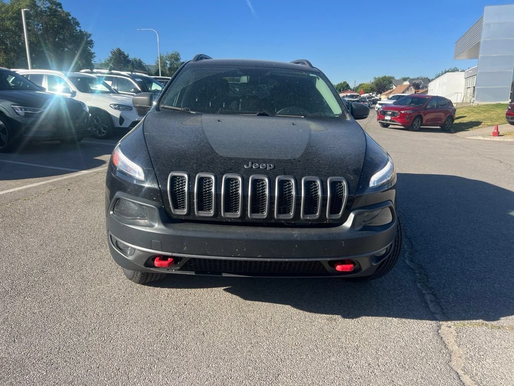 Used 2018 Black Jeep Trailhawk image 16