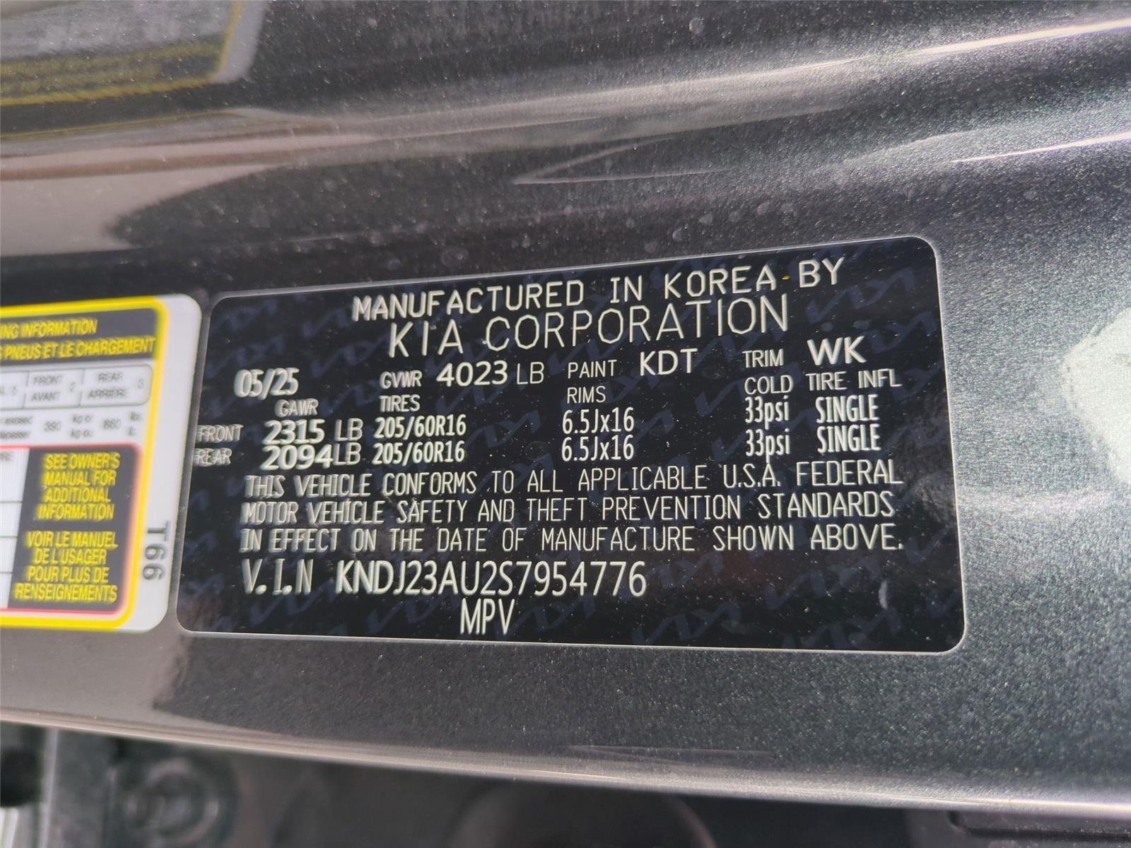 Used 2025 Gravity Gray Kia LX image 48