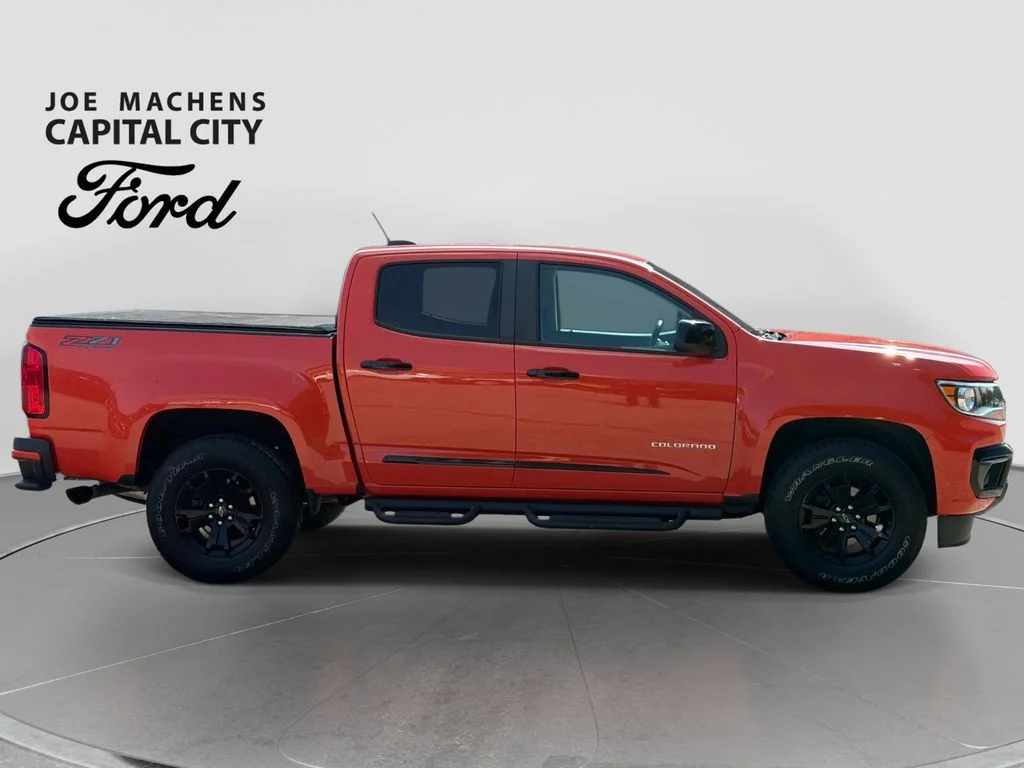 Used 2021 Crush Chevrolet Z71 image 3